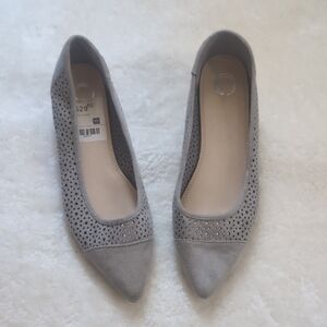 Journee Elegant Gray Women's Wedge Size 9